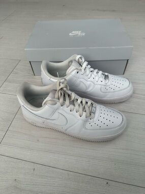 Men Nike air force 1- white